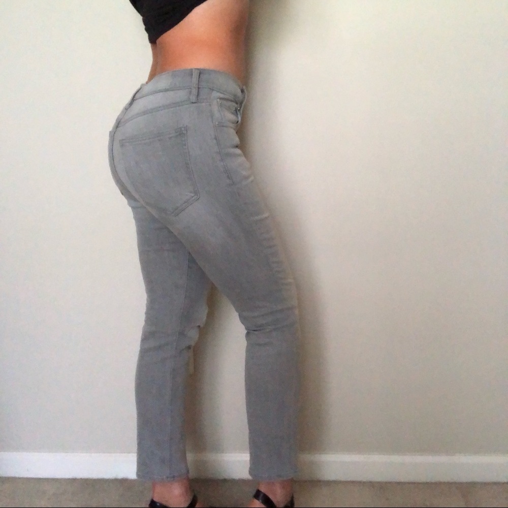 Gap Ash Grey Best Girlfriend Jeans, Size 28